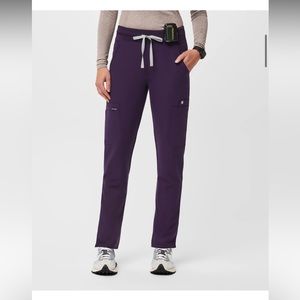 NWOT Figs Yola Scrub Pant